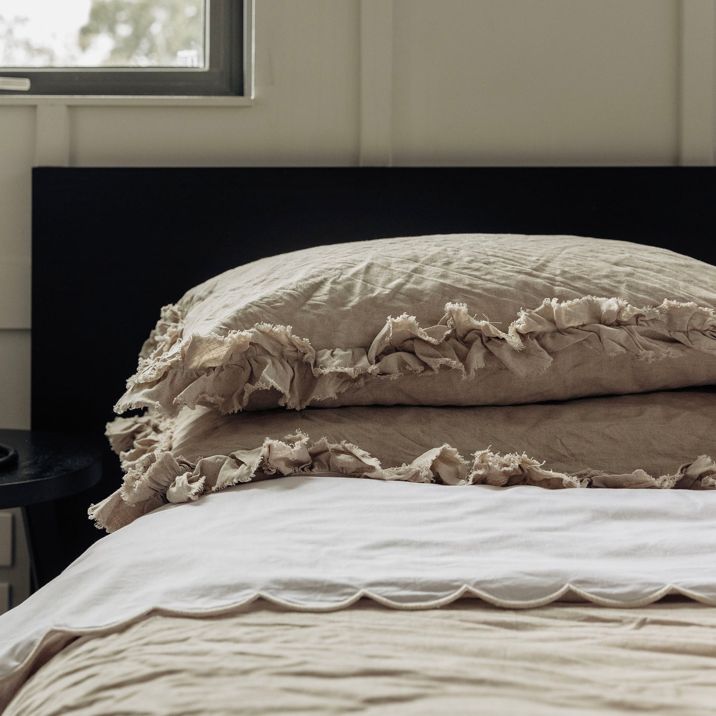 Isle Stone Ruffled Linen Duvet Covers