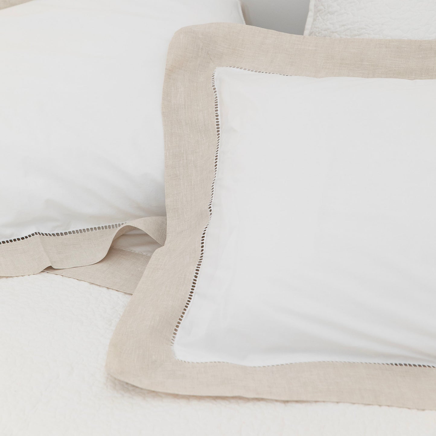 Laze Hemstitched Queen Cotton Sheet Set