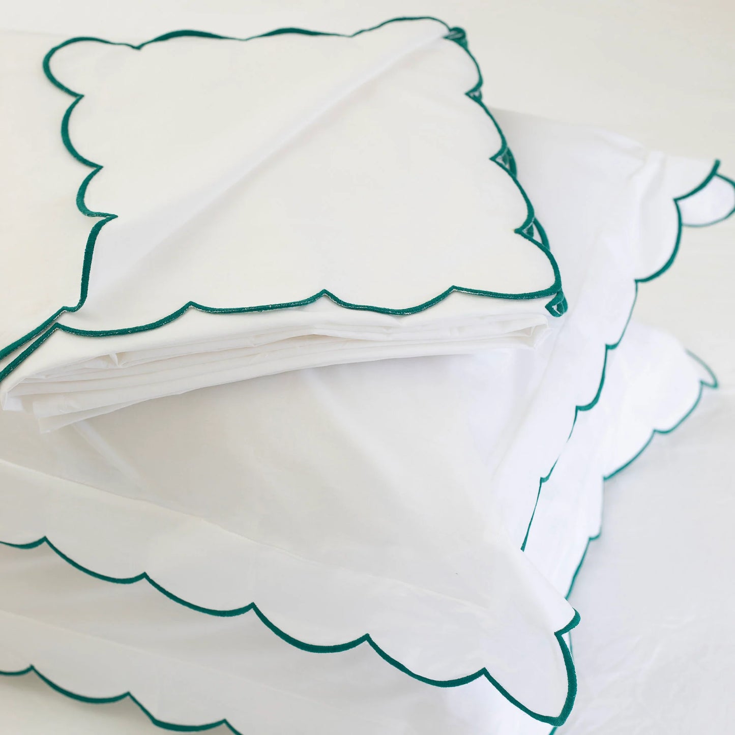 Scalloped Edge 250TC Cotton Sheet Sets