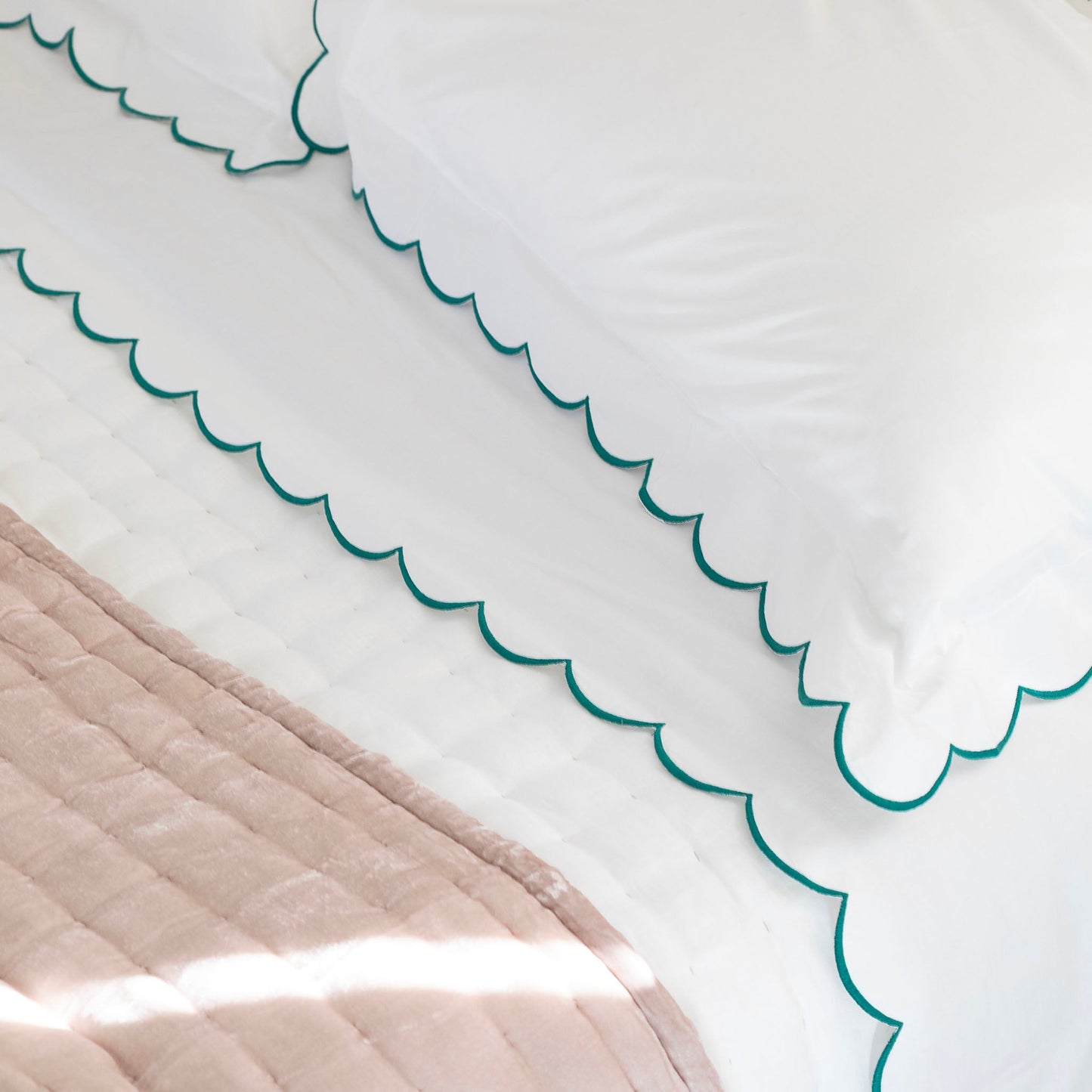 Scalloped Edge Cotton Sheet Sets