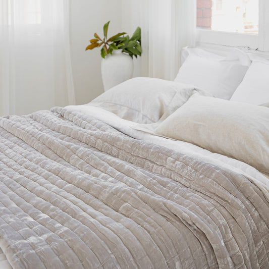 Allure Pearl Silk Velvet Quilt