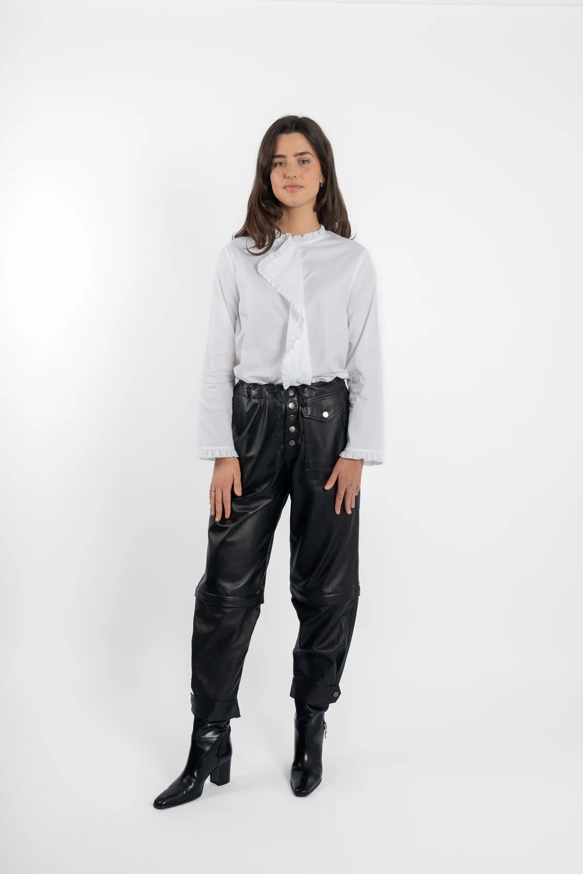 M.A. Dainty Beebee White Cotton Blouse