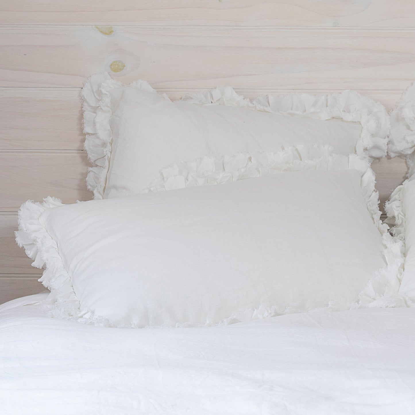 Isle Ruffled Linen Pillowcases