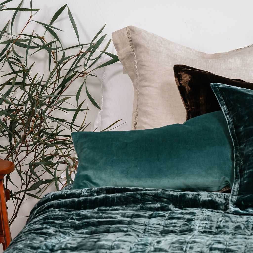 Allure Teal Silk Velvet Quilt