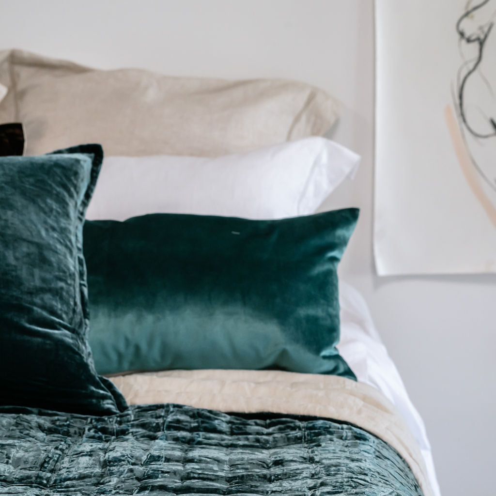 Iosis Berlingot Velvet Lumbar Cushions