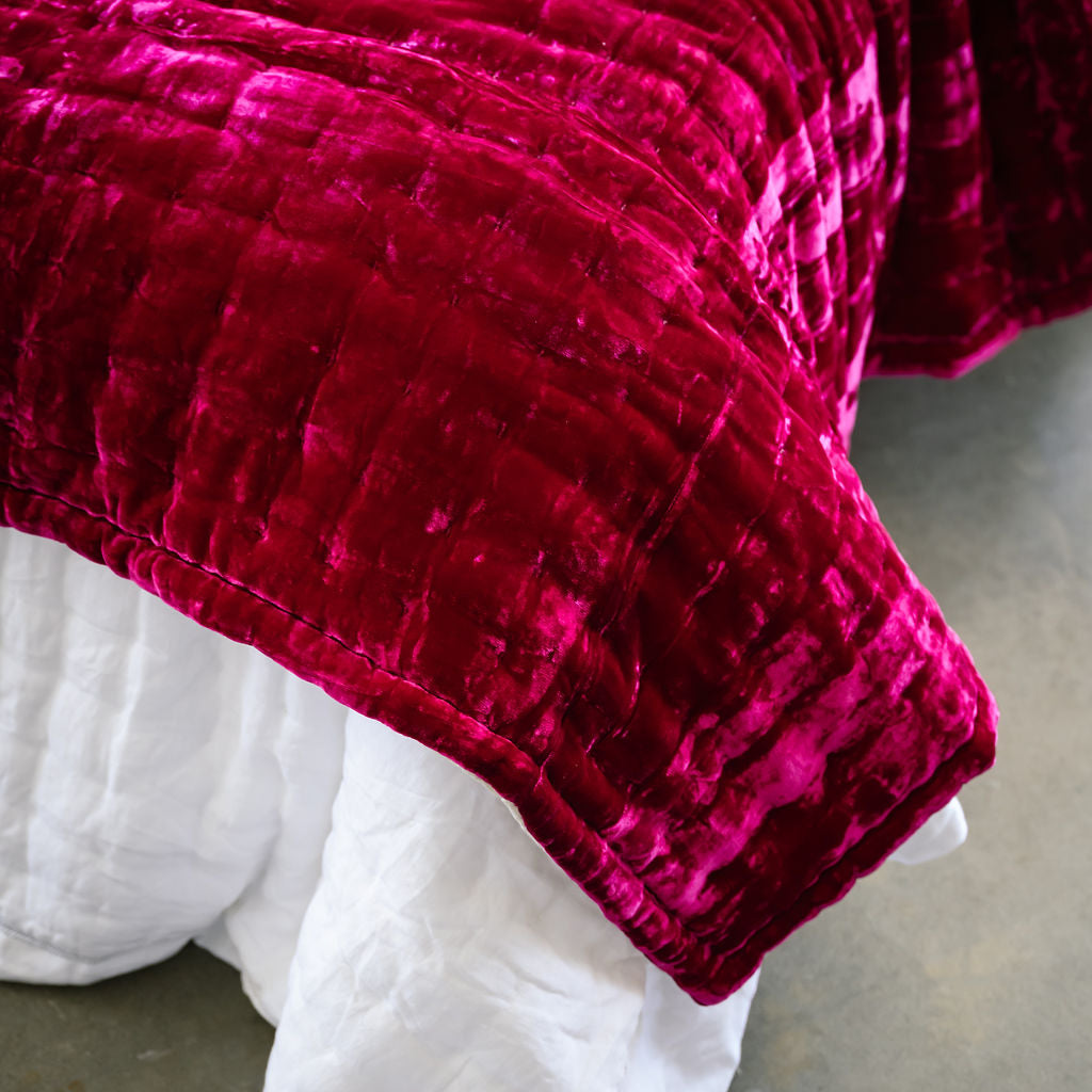 Tempt Fuchsia Silk Velvet Throw