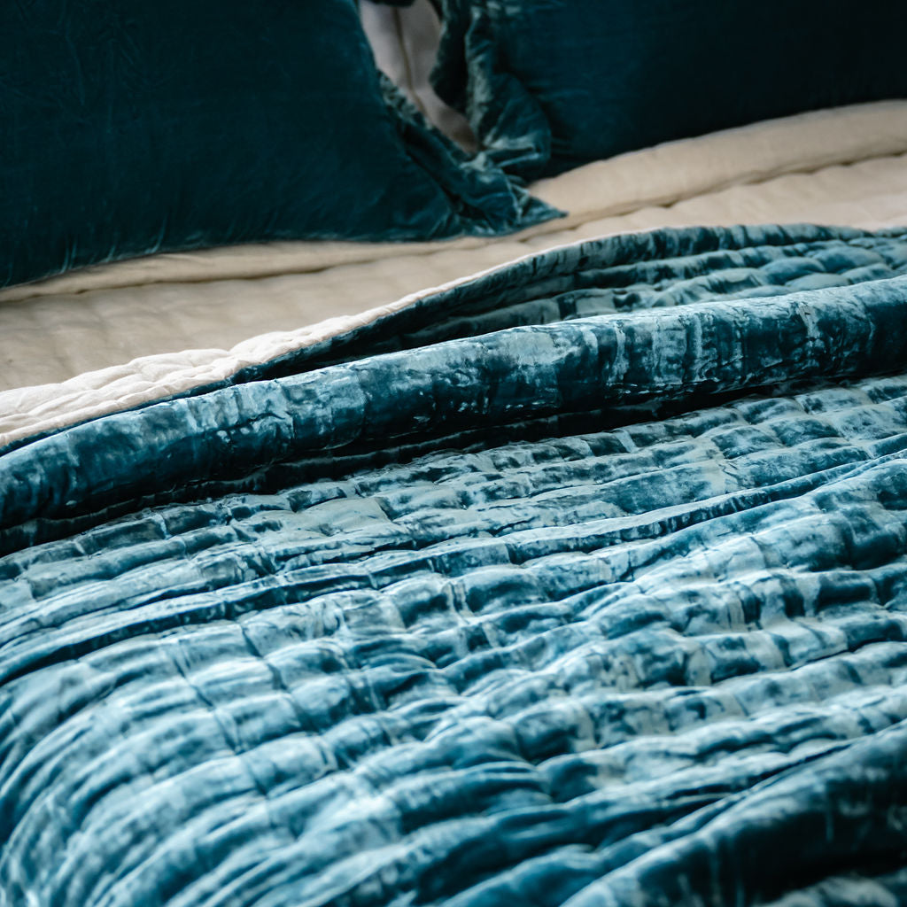 Tempt Sapphire Blue Silk Velvet Throw