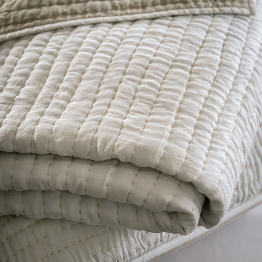 Whimsy White Silk Comforter