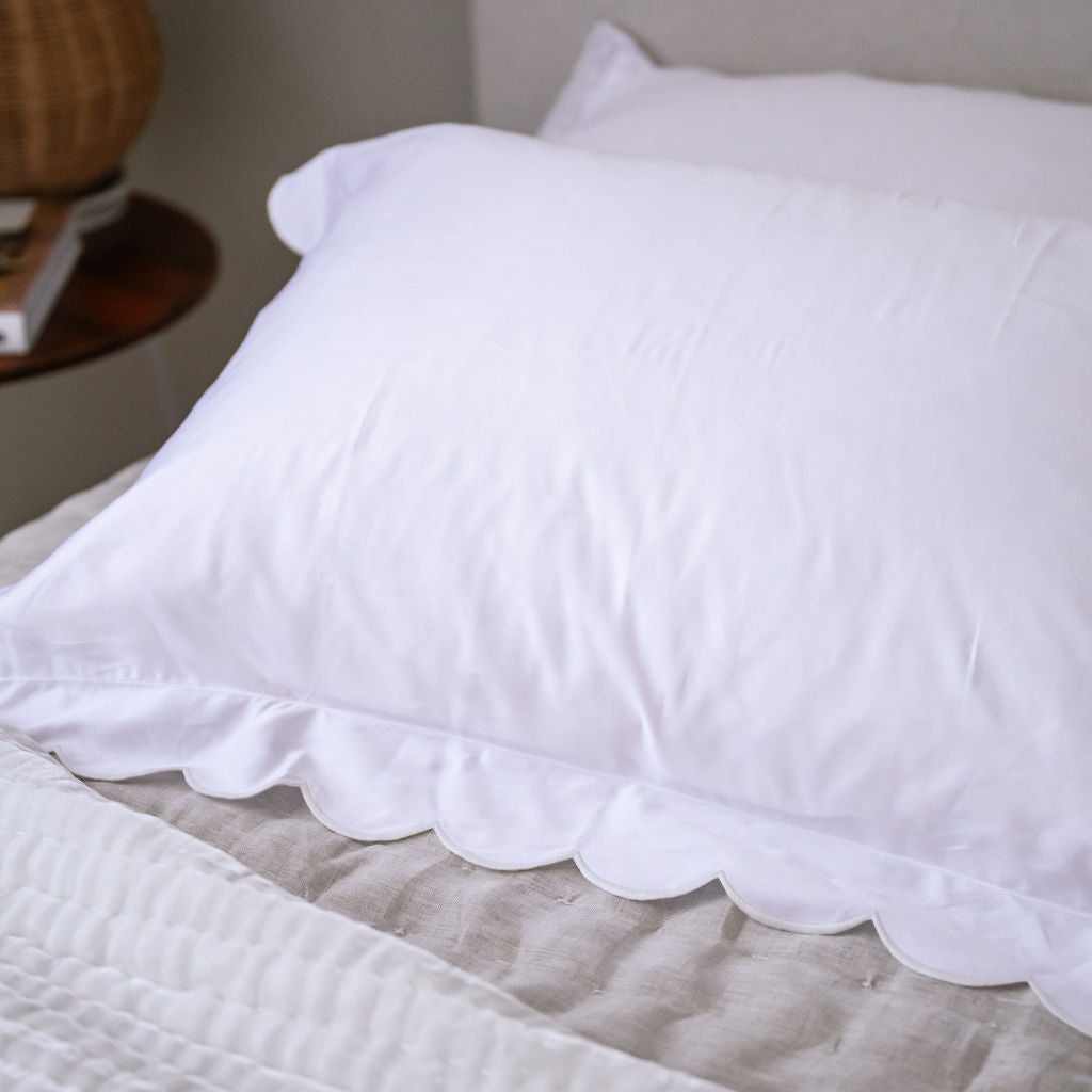 White Scalloped Edge 400TC Cotton Pillowcases