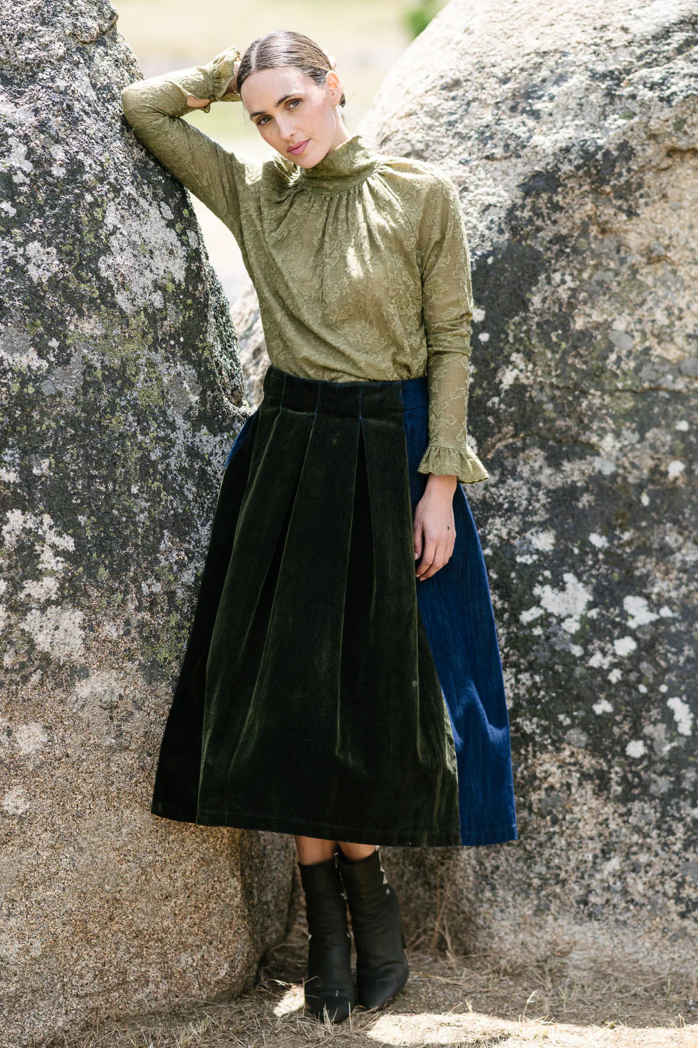 M.A. Dainty Veil Moss Lace Top