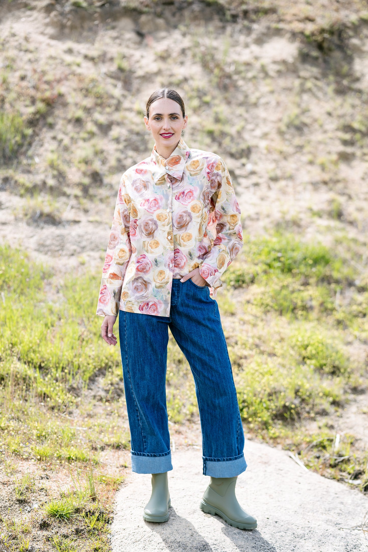 M.A. Dainty Actress Roses Cotton Shirt