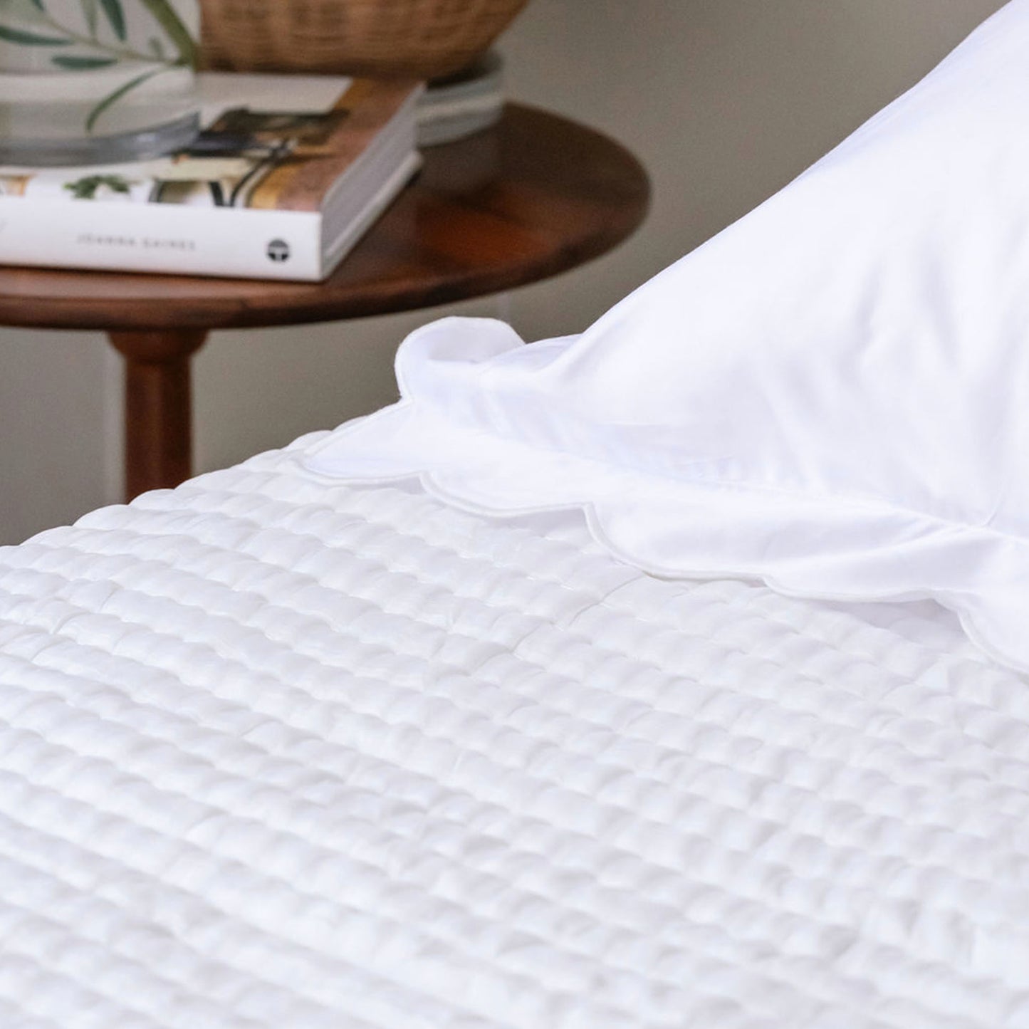 Whimsy White Silk Comforter