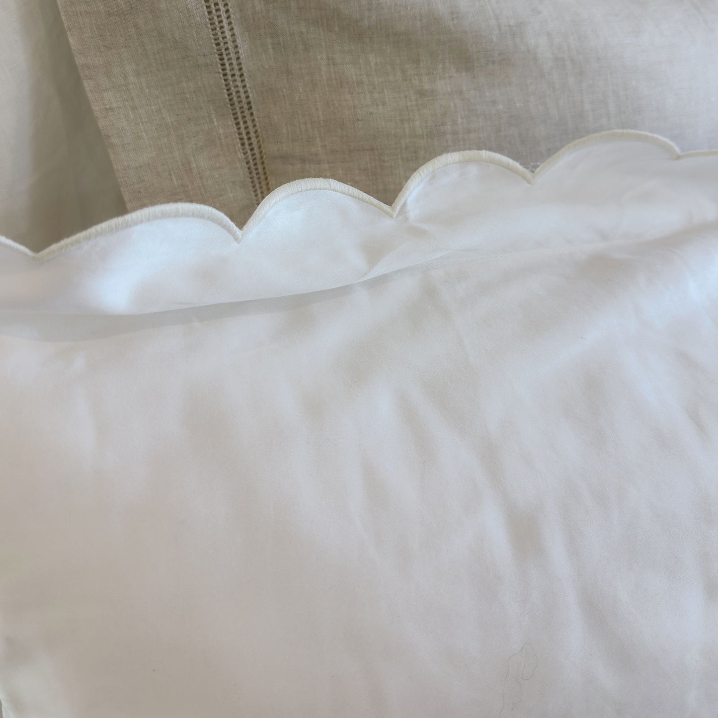 French Vanilla Scalloped Edge 400TC Cotton Euro Covers