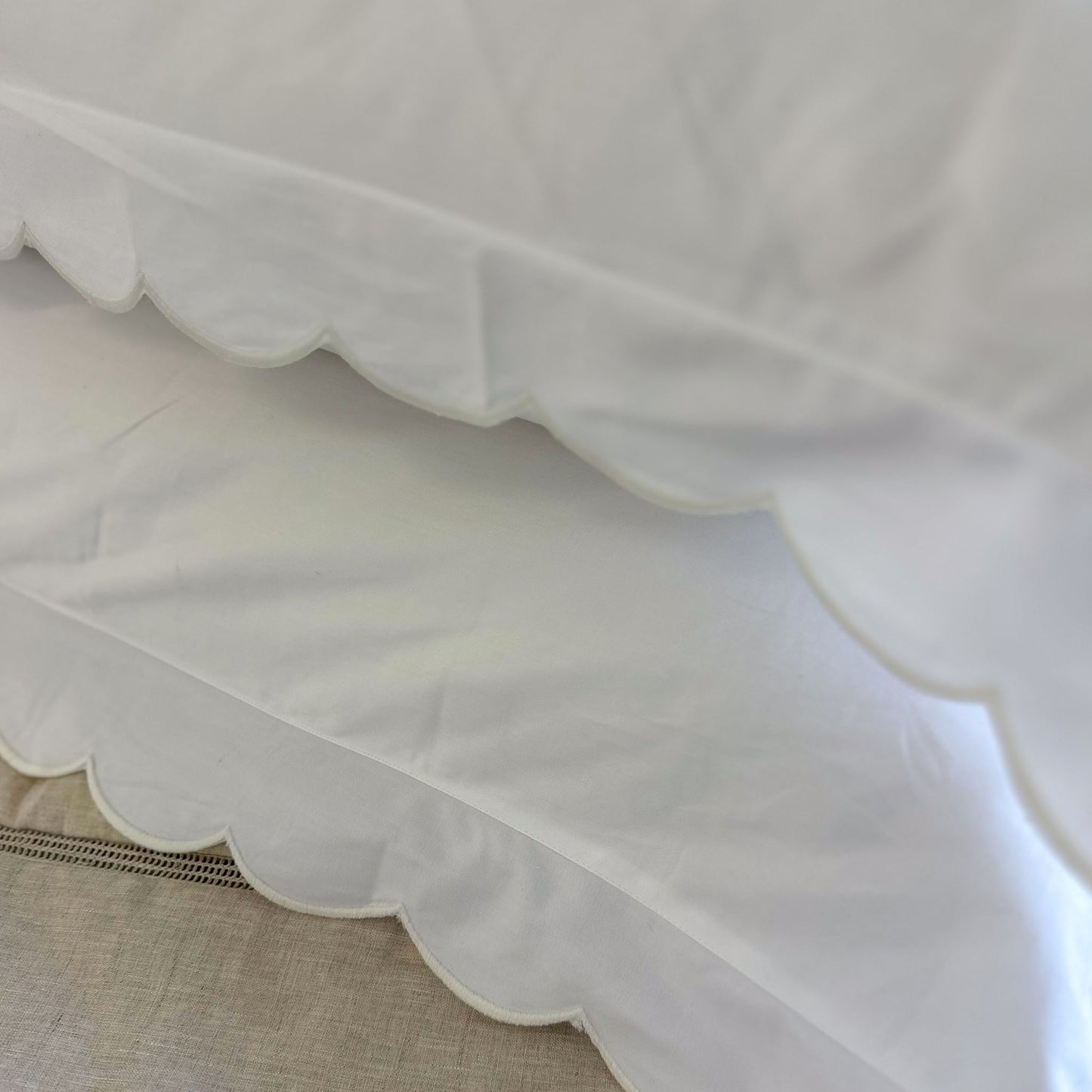 French Vanilla Scalloped Edge 400TC Cotton Pillowcases
