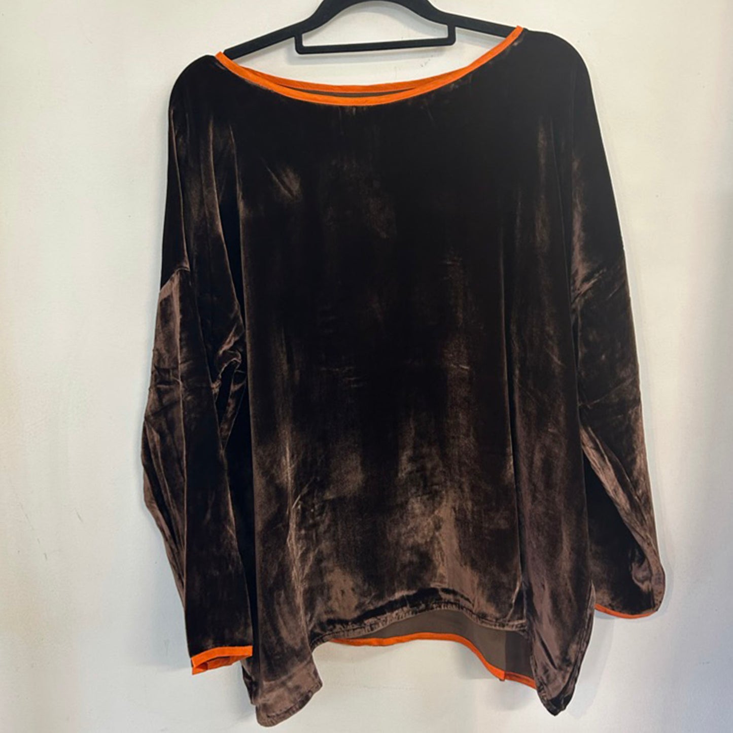 Lascar Silk Velvet Tops