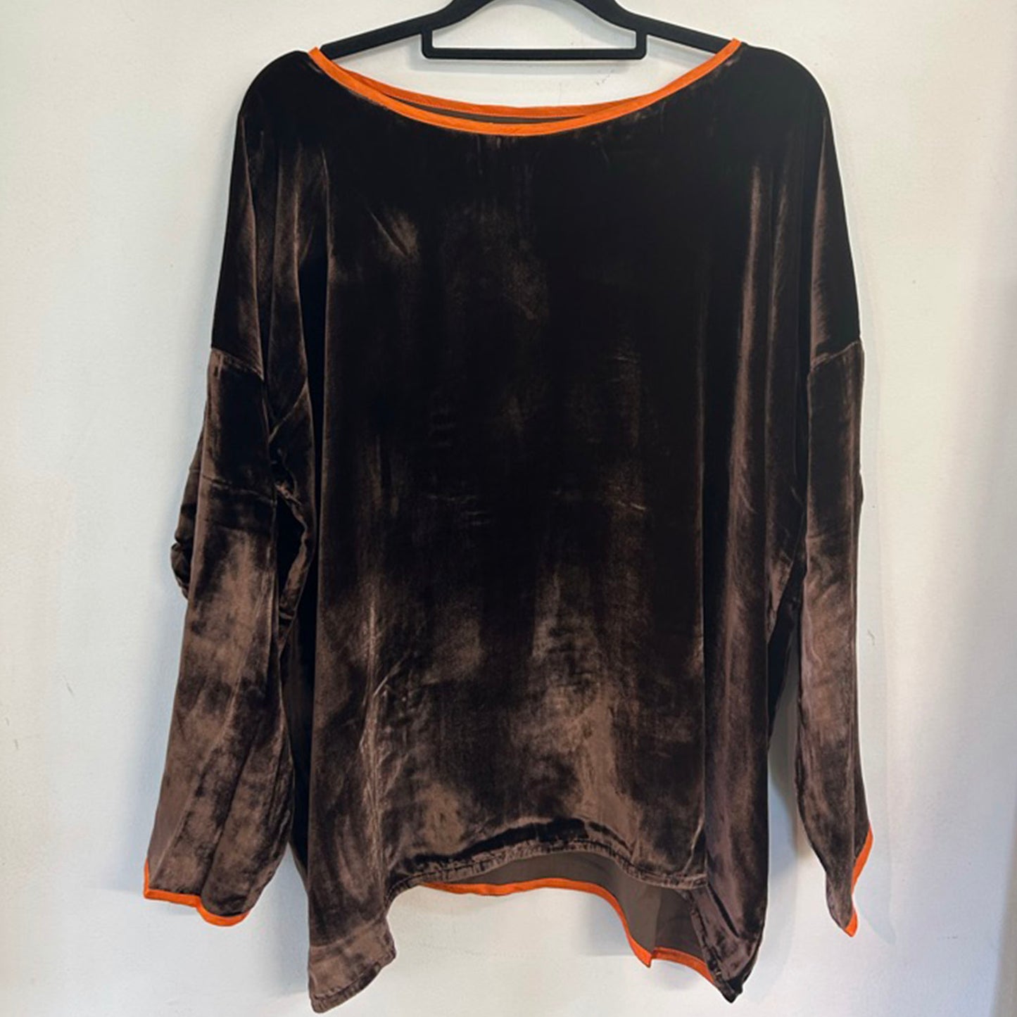Lascar Silk Velvet Tops