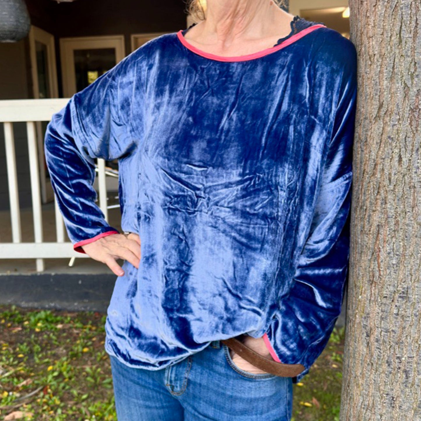 Lascar Silk Velvet Tops