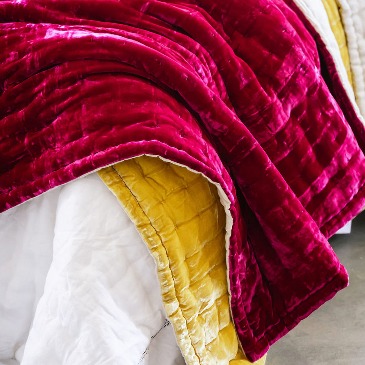 Tempt Fuchsia Silk Velvet Throw