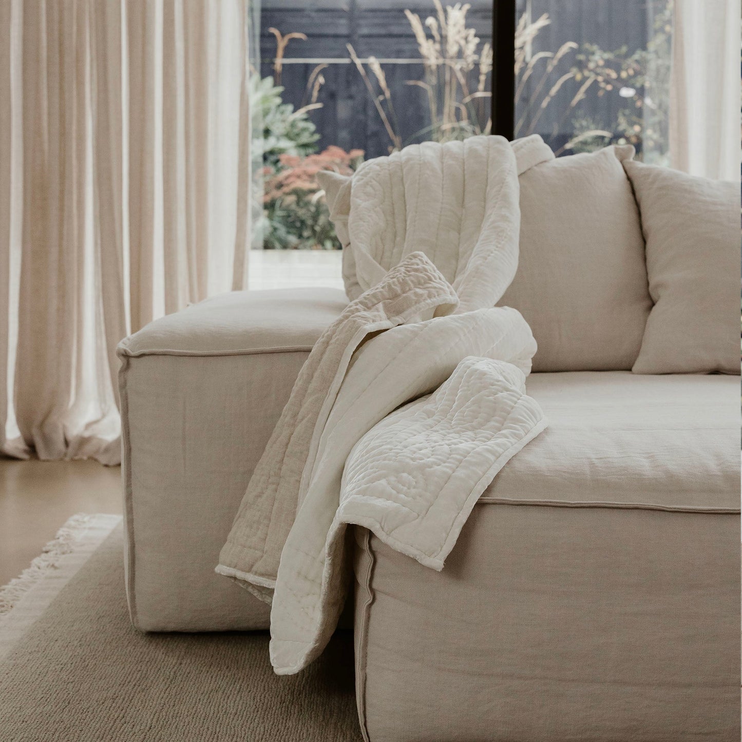 Lux Silk Velvet Throws