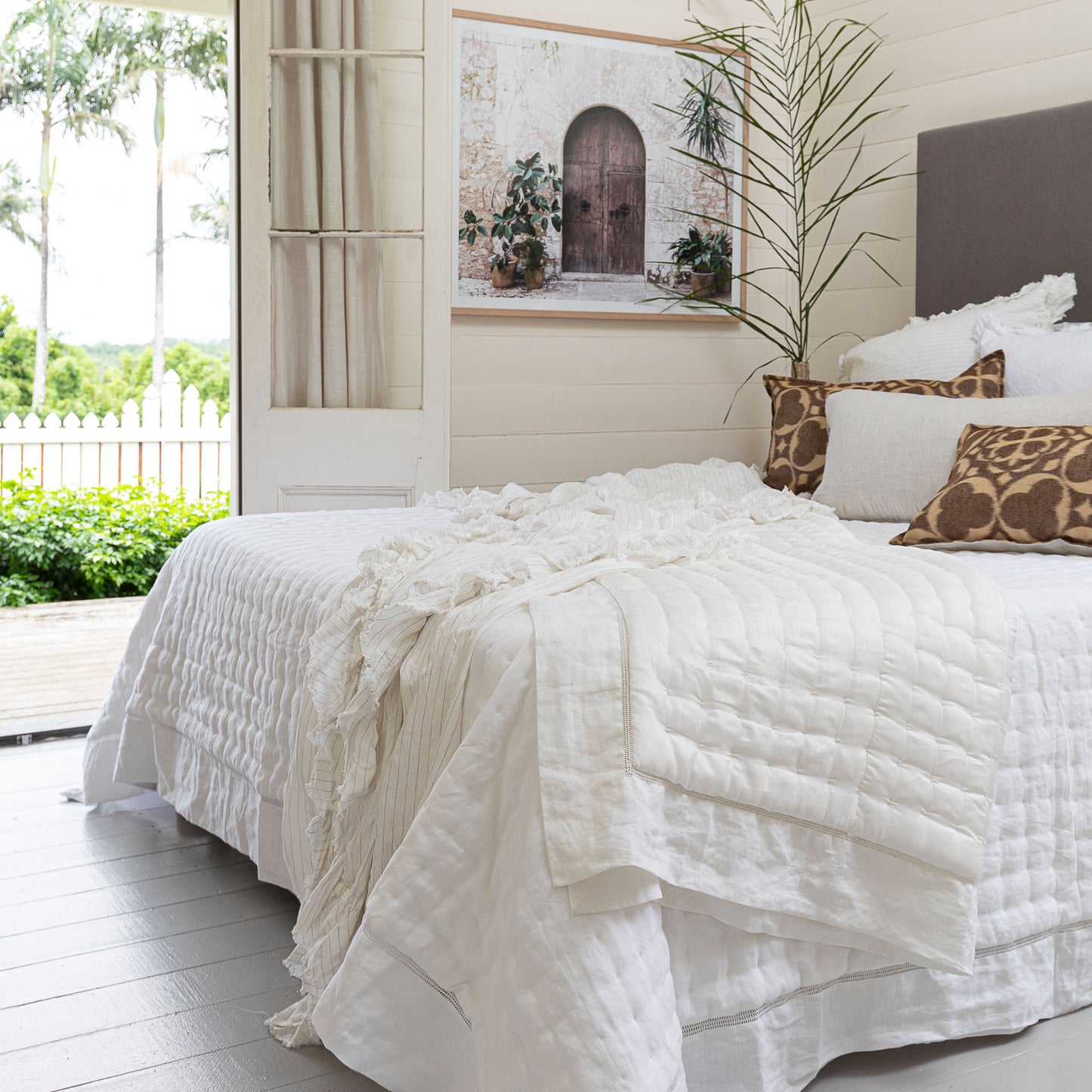 Sublime Linen & Silk Quilt - White